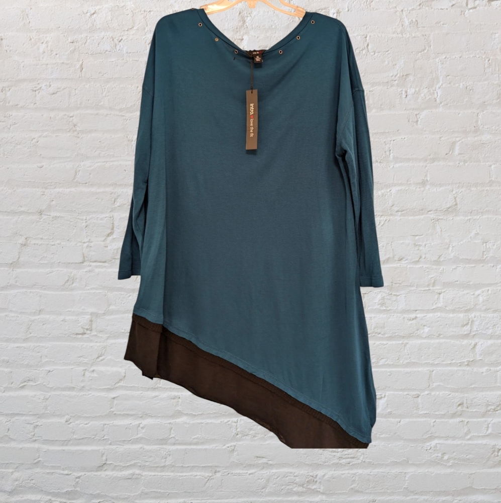 NWT intro. Teal Hole Studded Neckline Asymmetrical Long Sleeve Tunic XL